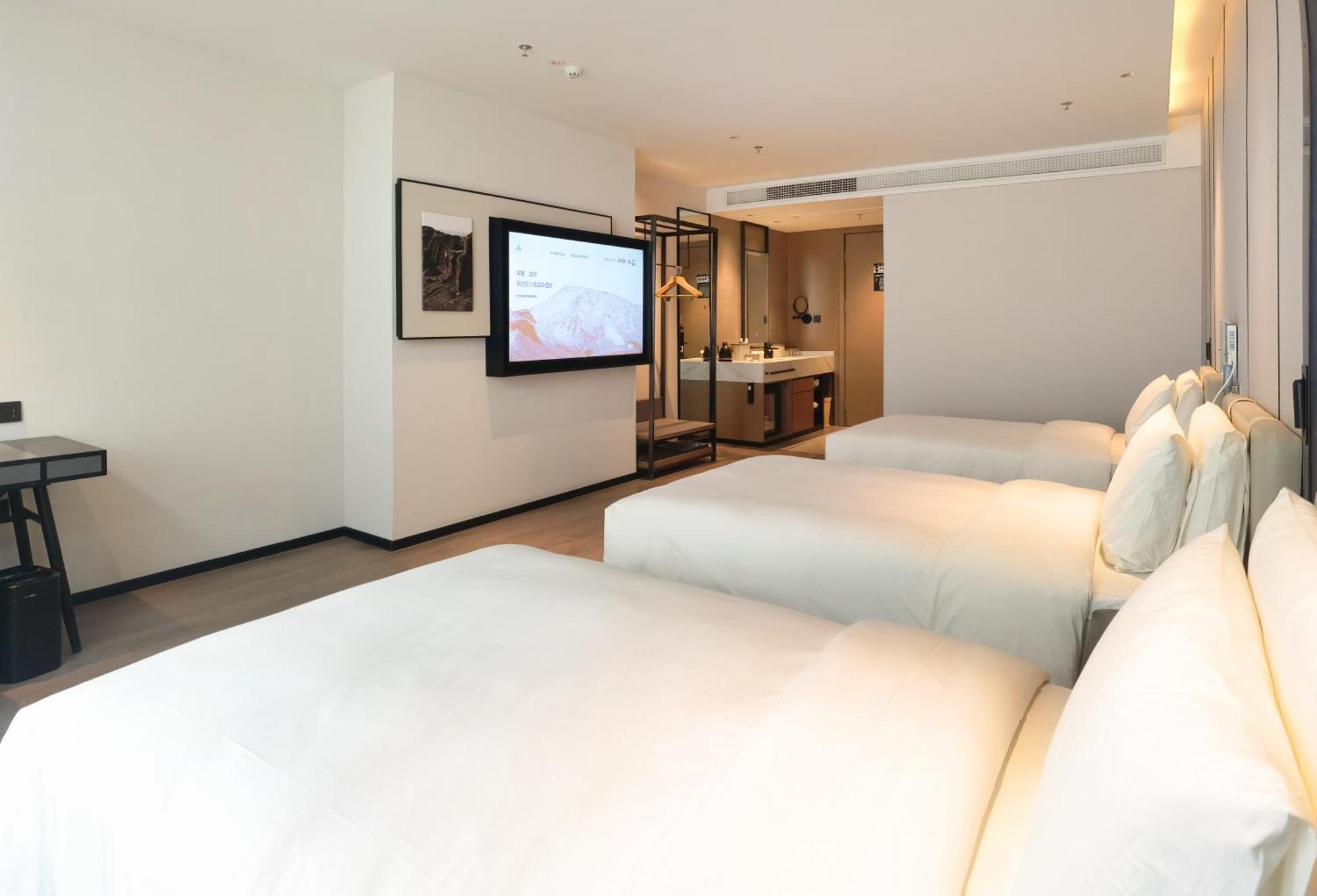 Atour Hotel Lhasa Potala Palace Square Εξωτερικό φωτογραφία